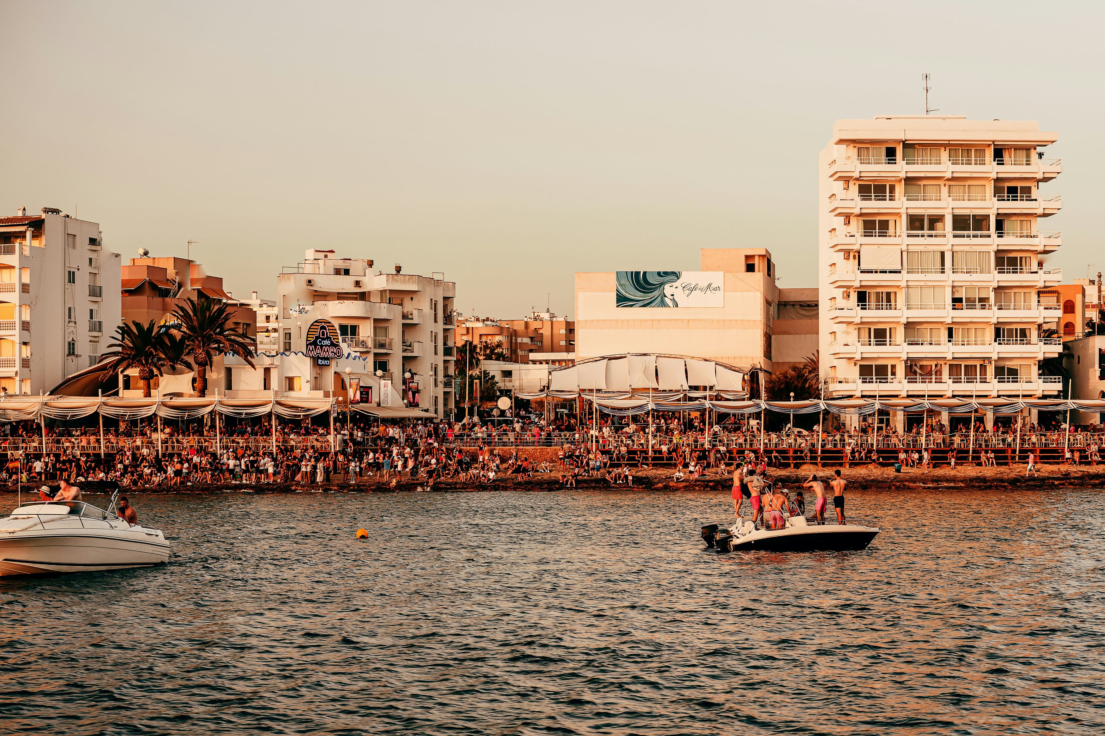 Ibiza — Partymoon